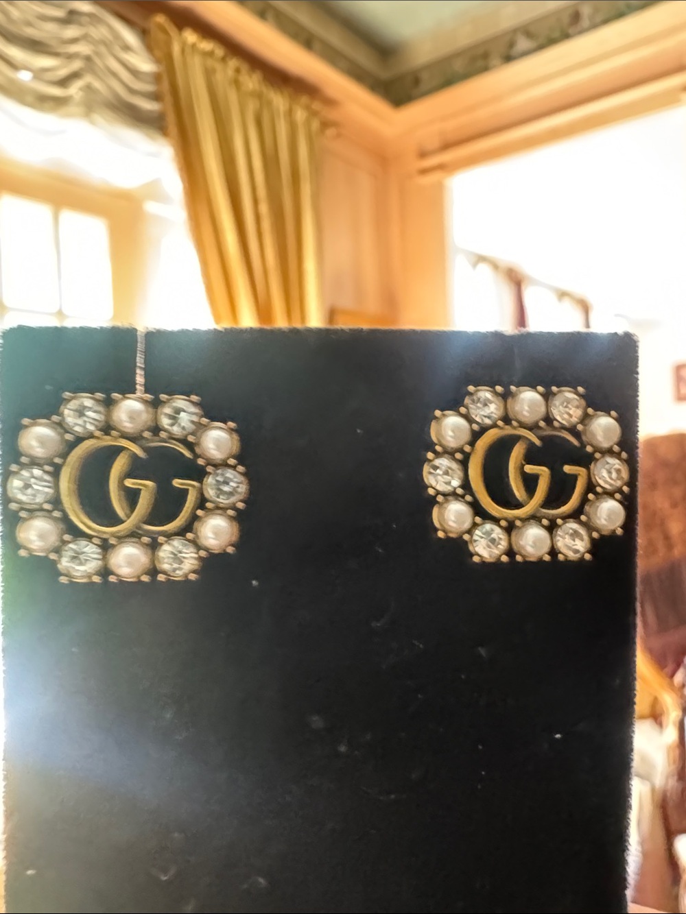 earrings antique Gold-Tone Pearl & Crystal  Stud Earrings signed in back - Picture 4 of 6